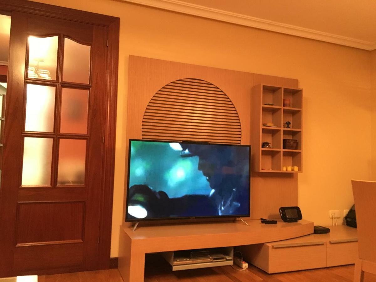 Ferienwohnung Piso Velazquez Gijón Exterior foto